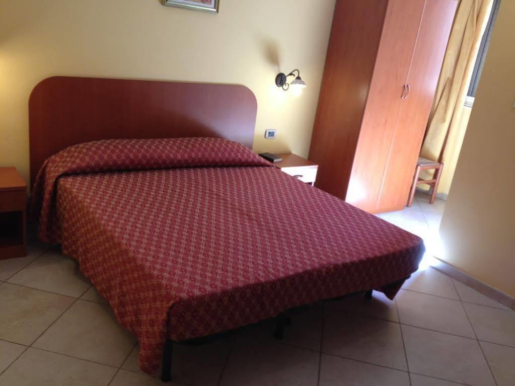 B&B Villa Eben Ezer Авола Экстерьер фото